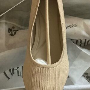 NEW Dream Pairs Beige/Nude Knitting Low Block Heels